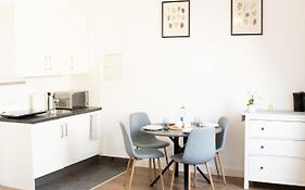 Apartment Wiesbaden Mitte, Zentral Am Park, Congresscenter 5 Min, Bahnhof 10Min